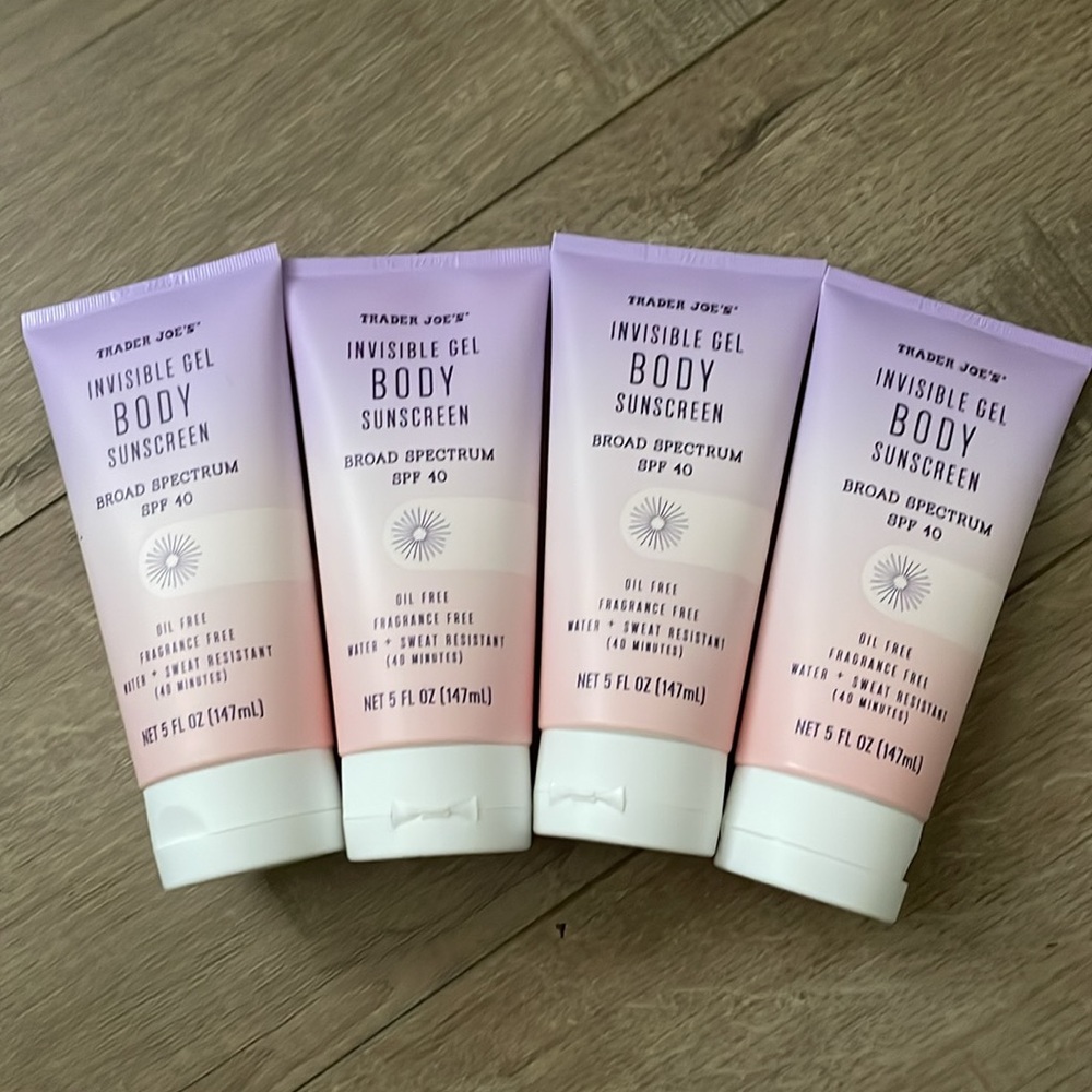 Trader Joe’s Invisible Gel Body Sunscreen SPF 40 X4 - bundle of 4 sunscreens NEW